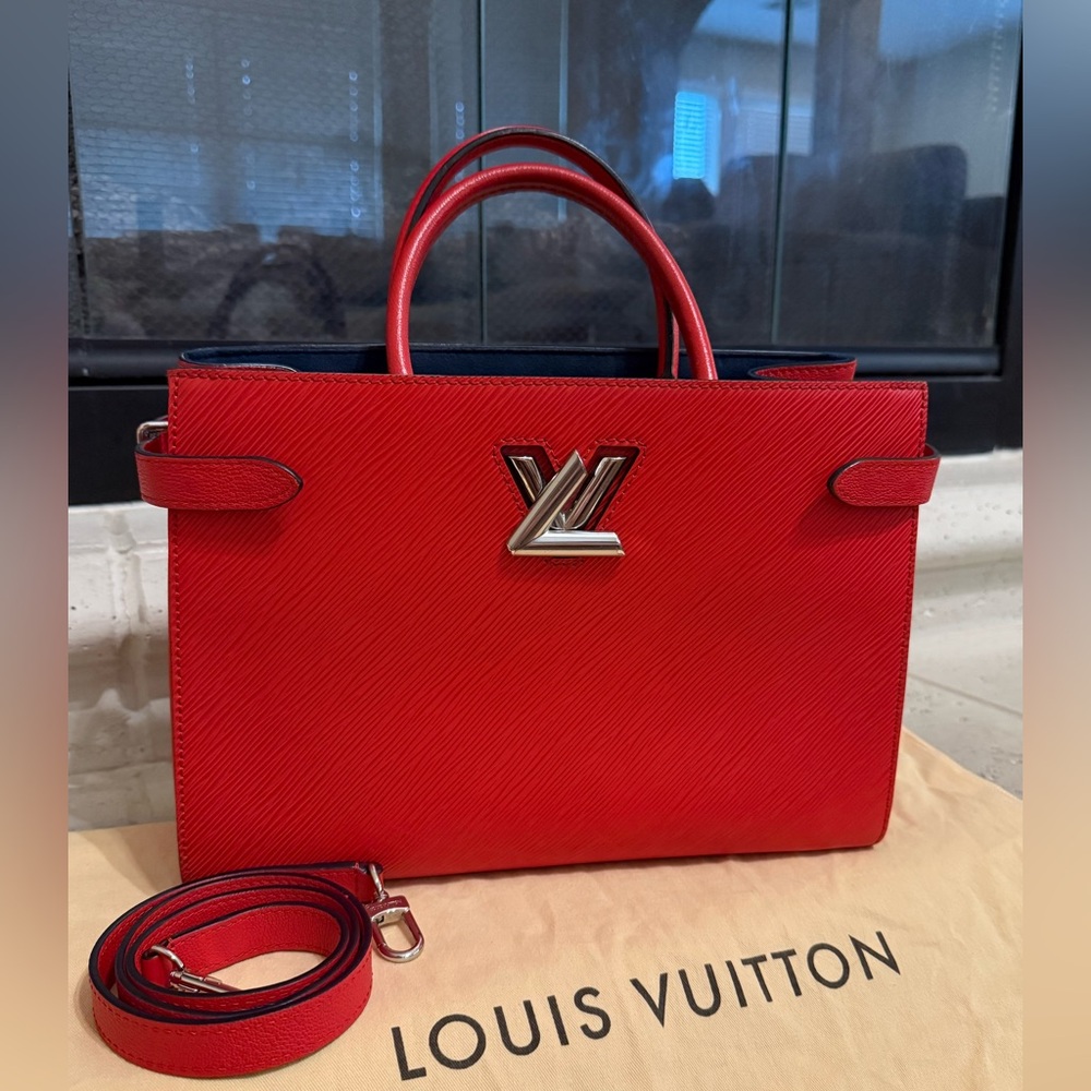 Louis Vuitton Red twist handbag